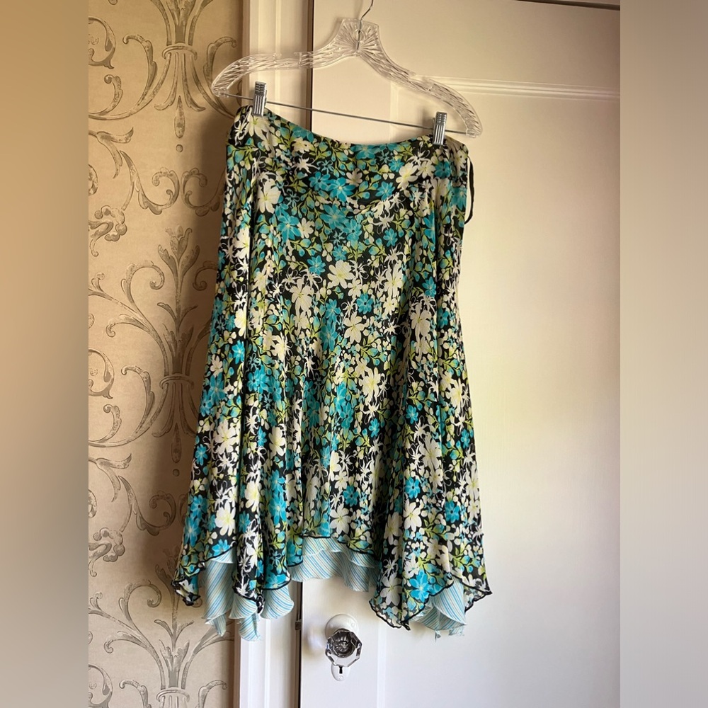 Silk Skirt with Contrasting Lining